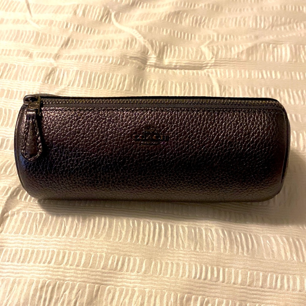 Coach round pouch/ glasses case